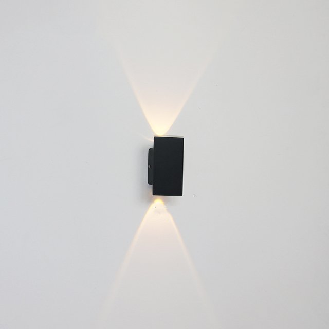 Aurelia Wall Lamp