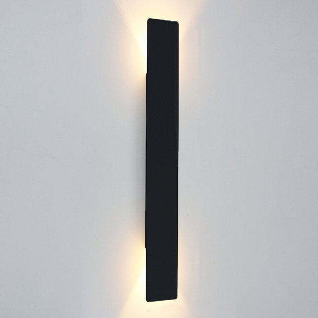 Aurelia Wall Lamp