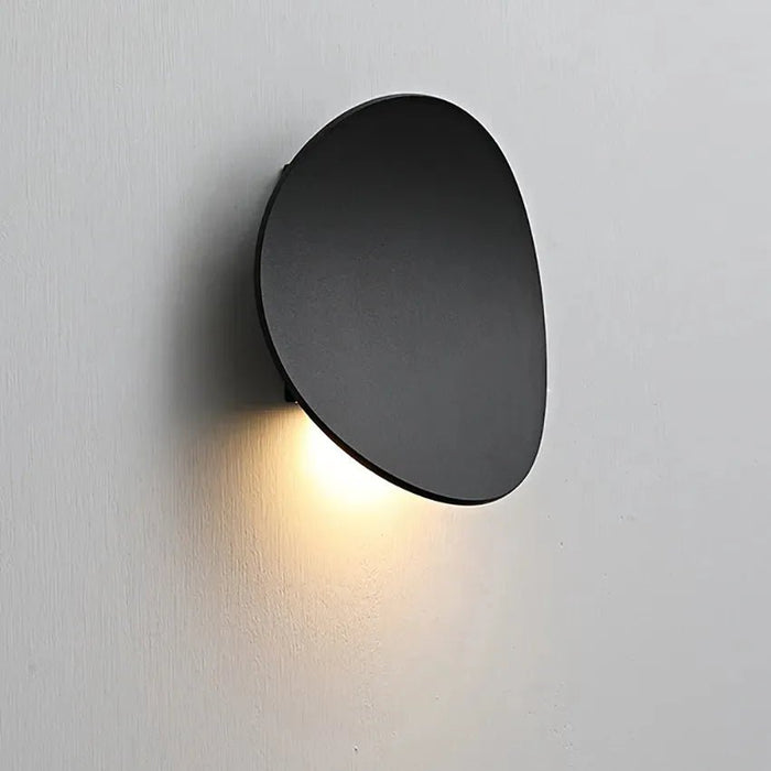 Leander Wall Lamp