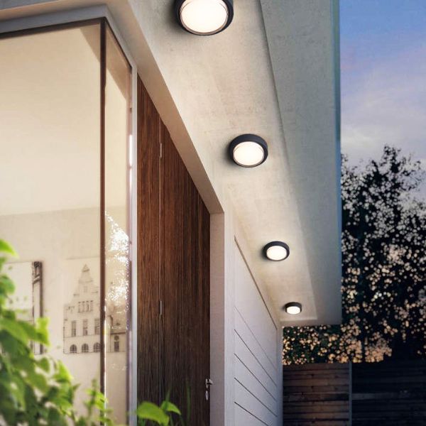 Phos Outdoor Wall Lamp