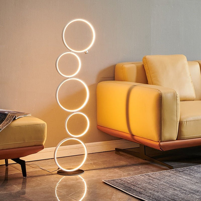 Circlet Floor Lamp