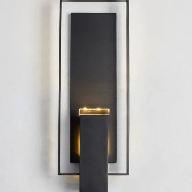 Rosso Wall Lamp