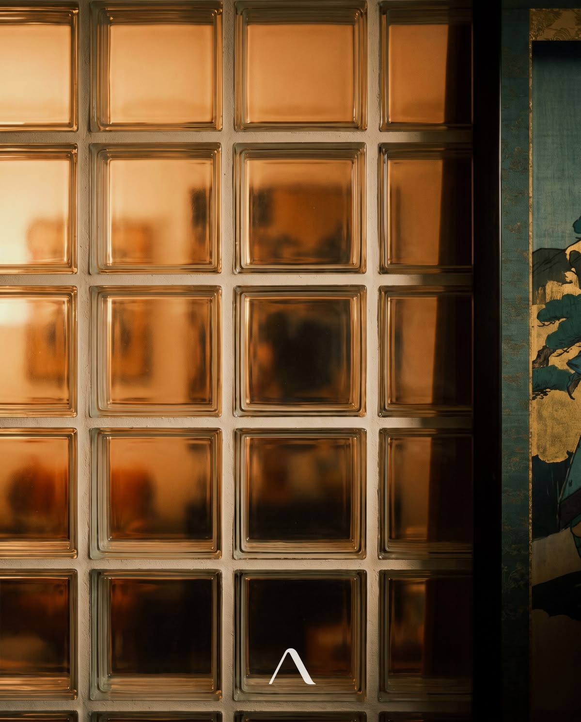 Backlit glass block